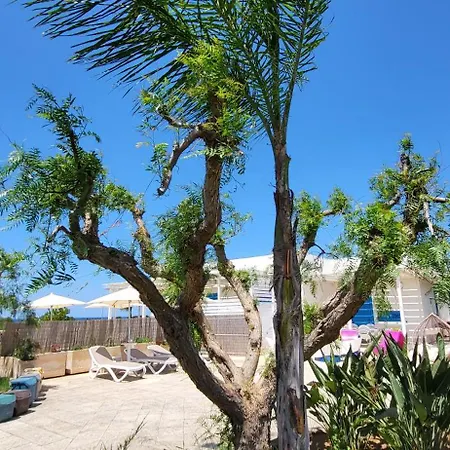 Torre Del Pizzo ヴィラ